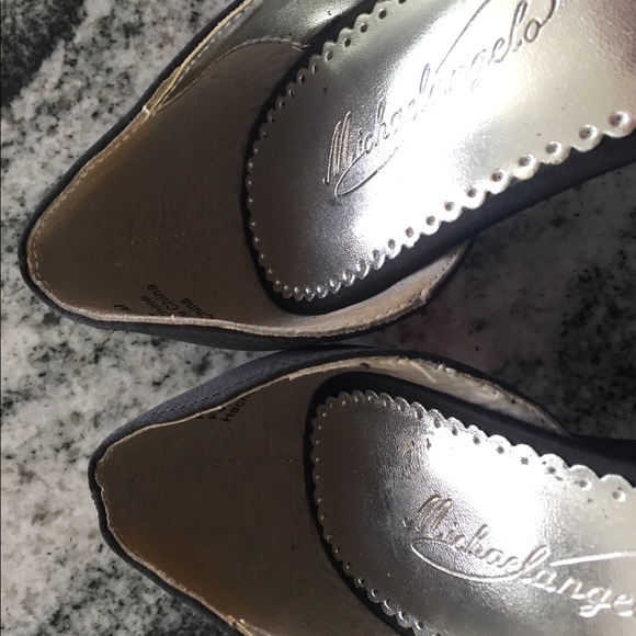 Mirabelle shoes on black from David’s Bridal - Picture 7 of 8